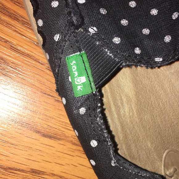 Polka dot Sanuks - Picture 2 of 3